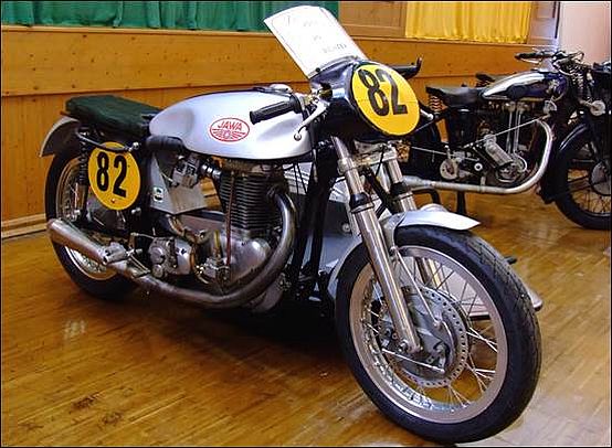 Jawa 600cc racer right